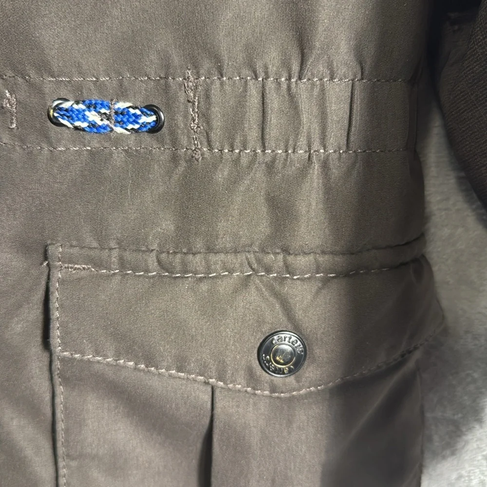 Boys coat size 4 Carters  thick‎ and warm for winter fleece lined hood